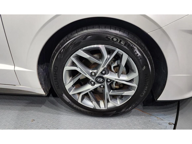 Hyundai Sonata - автомобили, коли, обяви за нови и употребявани 4