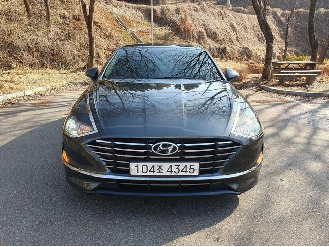 Hyundai Sonata - автомобили, коли, обяви за нови и употребявани 2