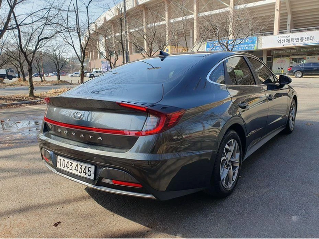 Hyundai Sonata - автомобили, коли, обяви за нови и употребявани 7