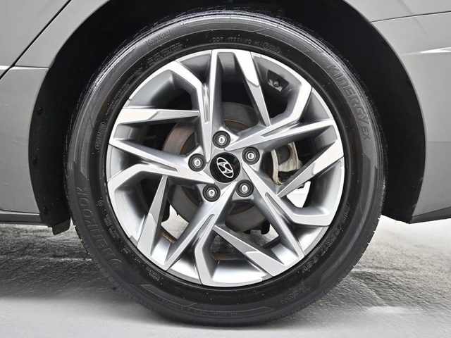 Hyundai Sonata - автомобили, коли, обяви за нови и употребявани 4