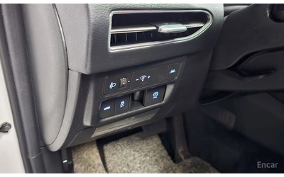 Hyundai Sonata - автомобили, коли, обяви за нови и употребявани 13