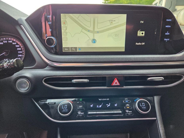 Hyundai Sonata - автомобили, коли, обяви за нови и употребявани 8