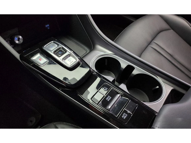 Hyundai Sonata - автомобили, коли, обяви за нови и употребявани 8