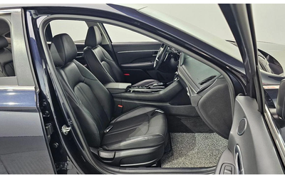 Hyundai Sonata - автомобили, коли, обяви за нови и употребявани 12