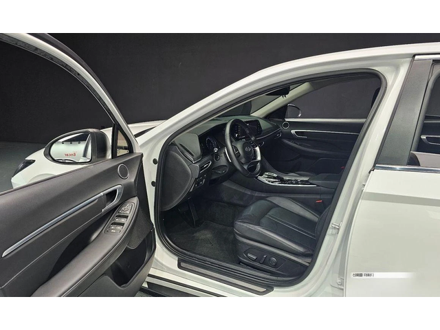 Hyundai Sonata - автомобили, коли, обяви за нови и употребявани 10