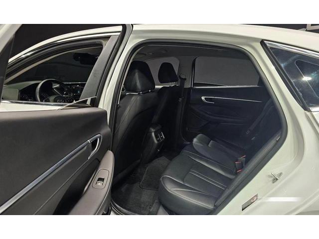 Hyundai Sonata - автомобили, коли, обяви за нови и употребявани 11