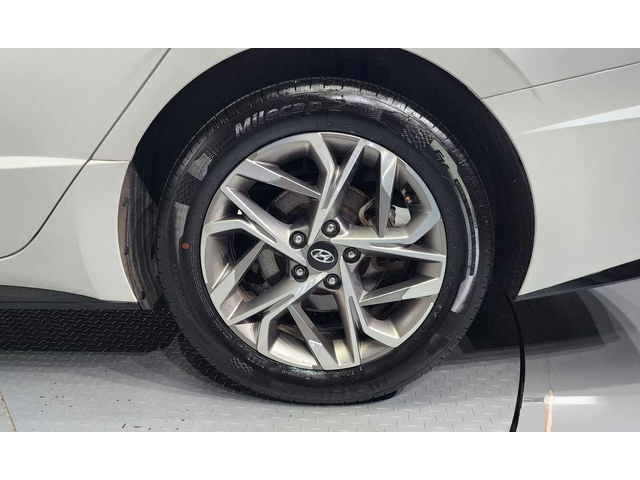 Hyundai Sonata - автомобили, коли, обяви за нови и употребявани 4