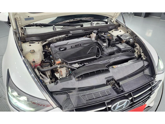 Hyundai Sonata - автомобили, коли, обяви за нови и употребявани 5