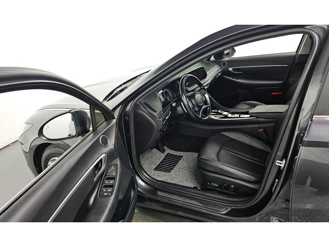 Hyundai Sonata - автомобили, коли, обяви за нови и употребявани 9