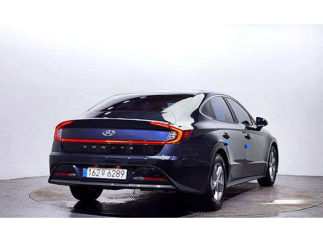 Hyundai Sonata - автомобили, коли, обяви за нови и употребявани 1