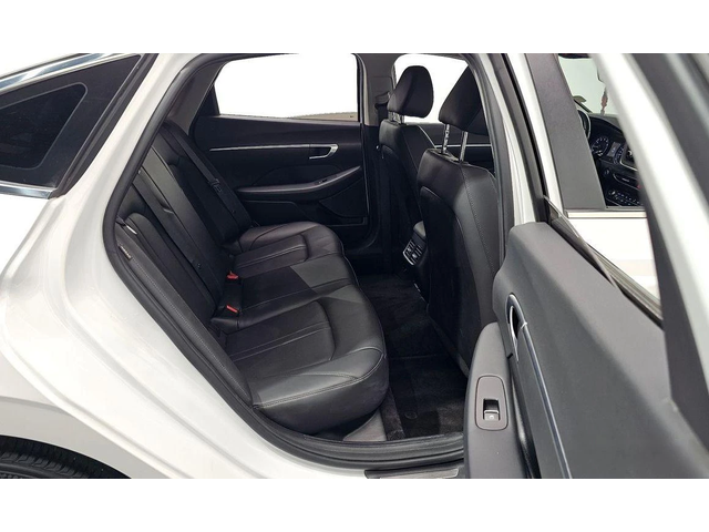 Hyundai Sonata - автомобили, коли, обяви за нови и употребявани 10