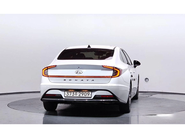 Hyundai Sonata - автомобили, коли, обяви за нови и употребявани 3