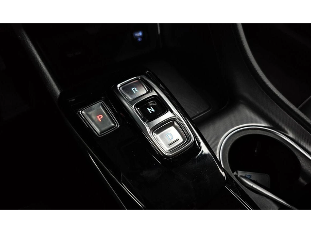 Hyundai Sonata - автомобили, коли, обяви за нови и употребявани 8