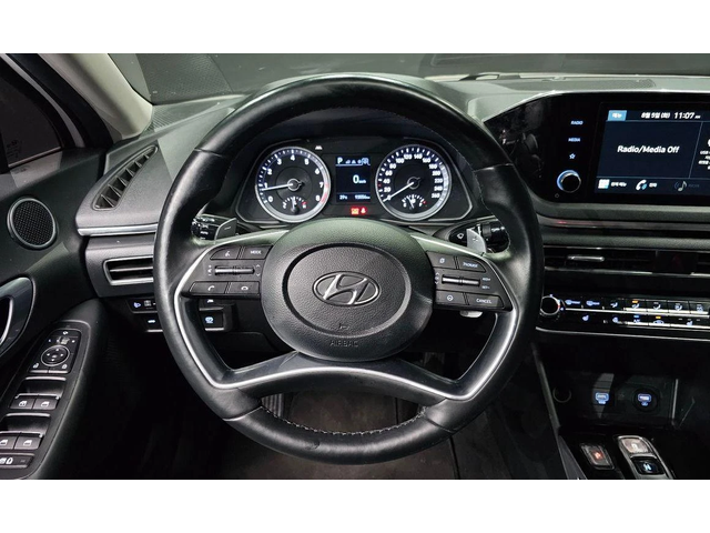 Hyundai Sonata - автомобили, коли, обяви за нови и употребявани 12