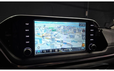 Hyundai Sonata - автомобили, коли, обяви за нови и употребявани 13