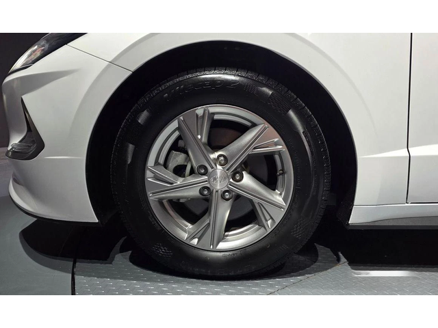 Hyundai Sonata - автомобили, коли, обяви за нови и употребявани 4