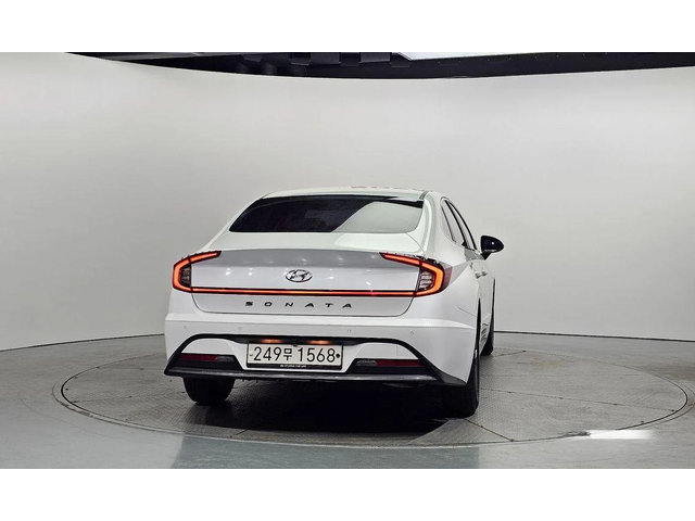 Hyundai Sonata - автомобили, коли, обяви за нови и употребявани 3