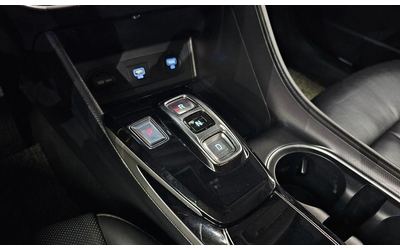 Hyundai Sonata - автомобили, коли, обяви за нови и употребявани 8