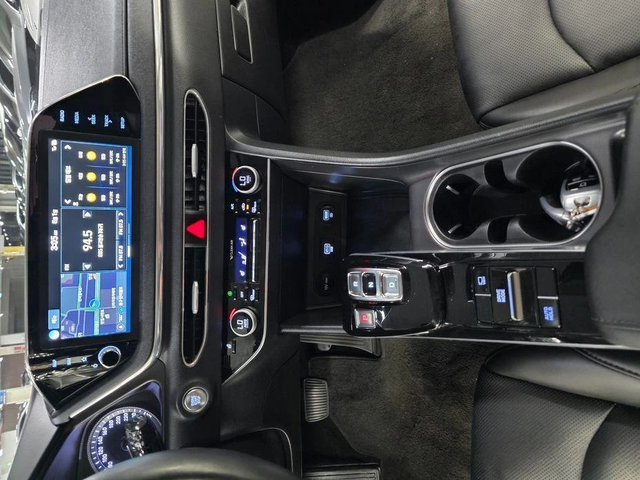 Hyundai Sonata - автомобили, коли, обяви за нови и употребявани 8