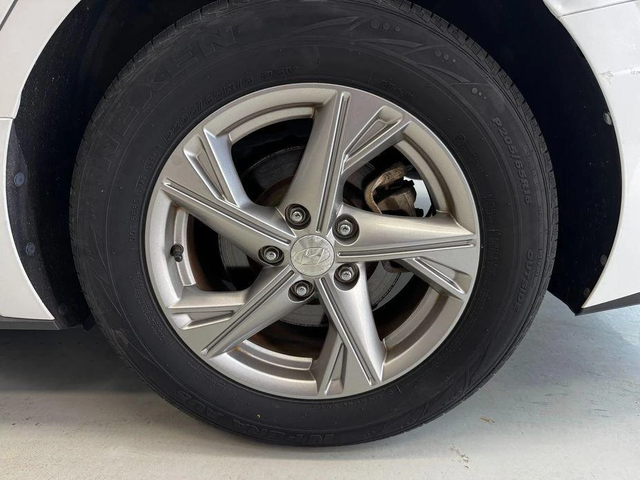 Hyundai Sonata - автомобили, коли, обяви за нови и употребявани 4