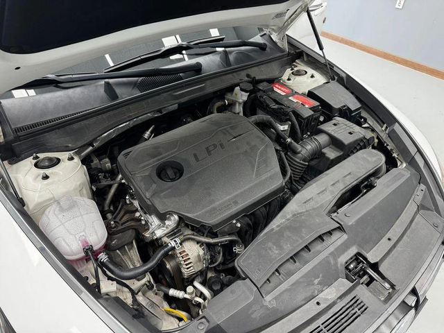 Hyundai Sonata - автомобили, коли, обяви за нови и употребявани 5