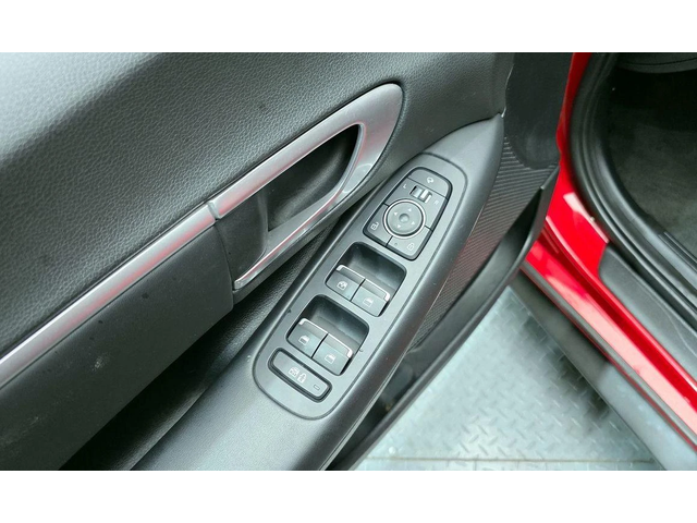 Hyundai Sonata - автомобили, коли, обяви за нови и употребявани 12