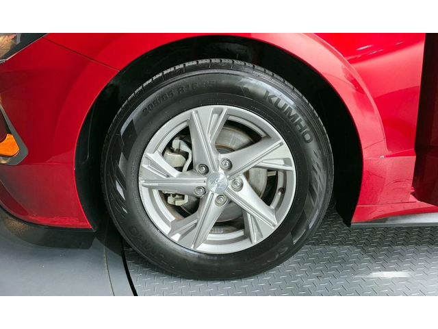 Hyundai Sonata - автомобили, коли, обяви за нови и употребявани 3