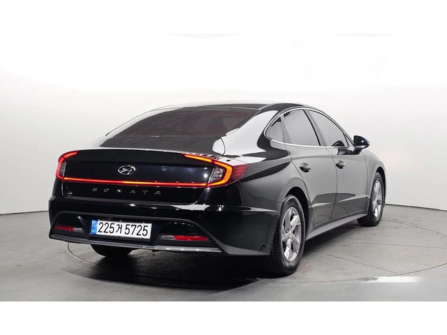 Hyundai Sonata - автомобили, коли, обяви за нови и употребявани 1