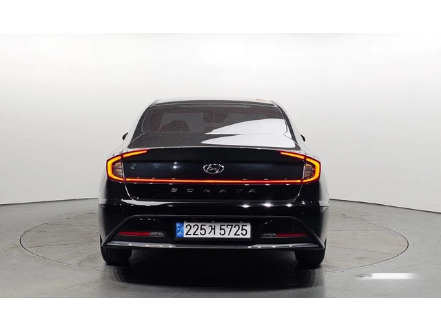 Hyundai Sonata - автомобили, коли, обяви за нови и употребявани 3