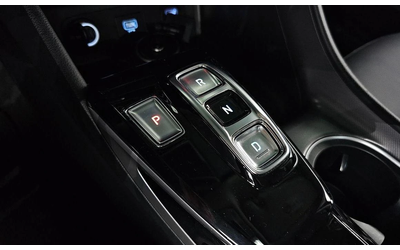 Hyundai Sonata - автомобили, коли, обяви за нови и употребявани 8