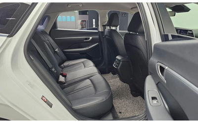 Hyundai Sonata - автомобили, коли, обяви за нови и употребявани 11