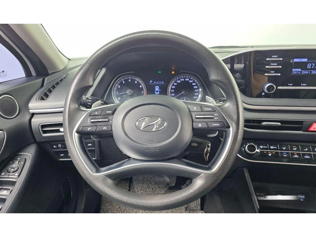 Hyundai Sonata - автомобили, коли, обяви за нови и употребявани 12