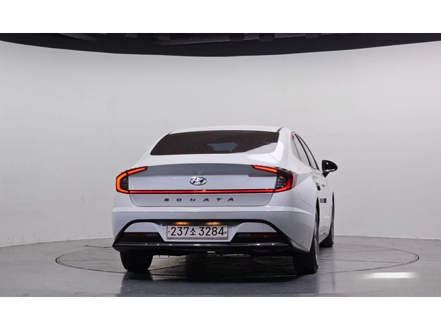 Hyundai Sonata - автомобили, коли, обяви за нови и употребявани 3