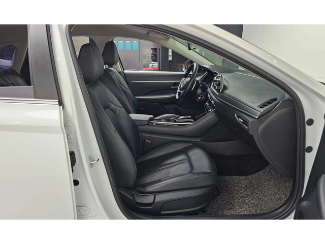 Hyundai Sonata - автомобили, коли, обяви за нови и употребявани 9