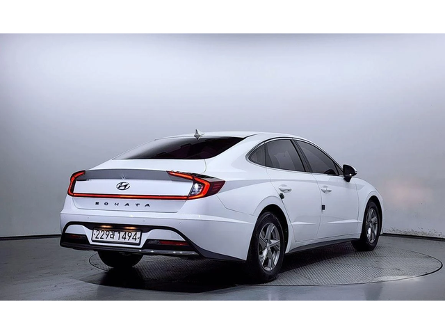 Hyundai Sonata - автомобили, коли, обяви за нови и употребявани 1