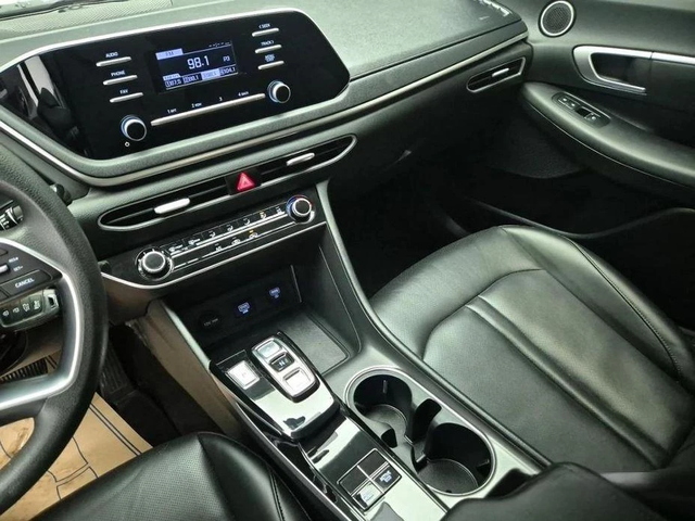 Hyundai Sonata - автомобили, коли, обяви за нови и употребявани 7