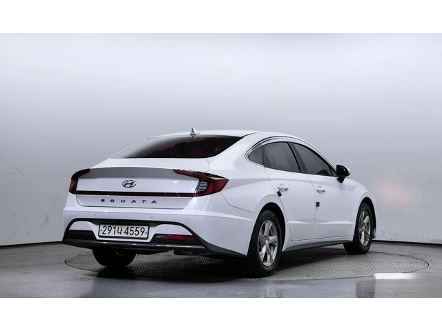 Hyundai Sonata - автомобили, коли, обяви за нови и употребявани 1