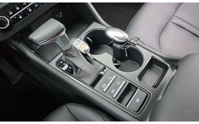 Hyundai Sonata 2.0 LPG * НАЙ-ДОБРА ЦЕНА В БЪЛГАРИЯ* - автомобили, коли, обяви за нови и употребявани 8