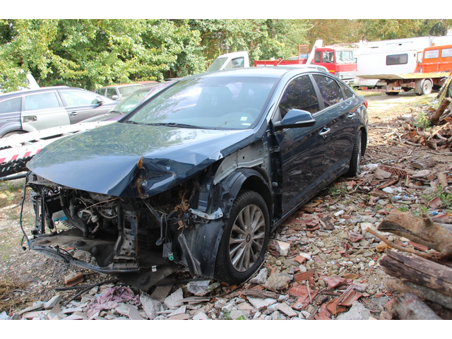 Hyundai Sonata ударен - продава се цял - автомобили, коли, обяви за нови и употребявани 0