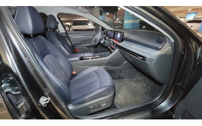 Hyundai Sonata - автомобили, коли, обяви за нови и употребявани 16