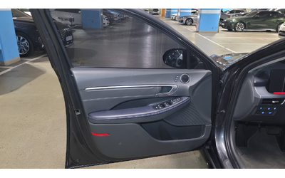 Hyundai Sonata - автомобили, коли, обяви за нови и употребявани 8