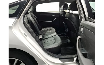 Hyundai Sonata 2.0 Style - автомобили, коли, обяви за нови и употребявани 11