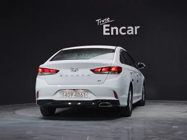 Hyundai Sonata 2.0 Style - автомобили, коли, обяви за нови и употребявани 3