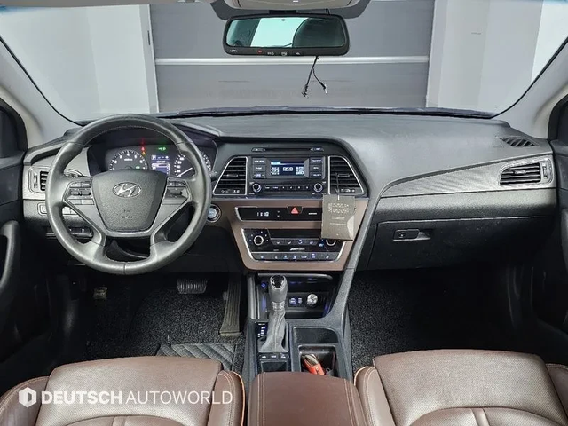 Hyundai Sonata 2.0 Smart - автомобили, коли, обяви за нови и употребявани 6