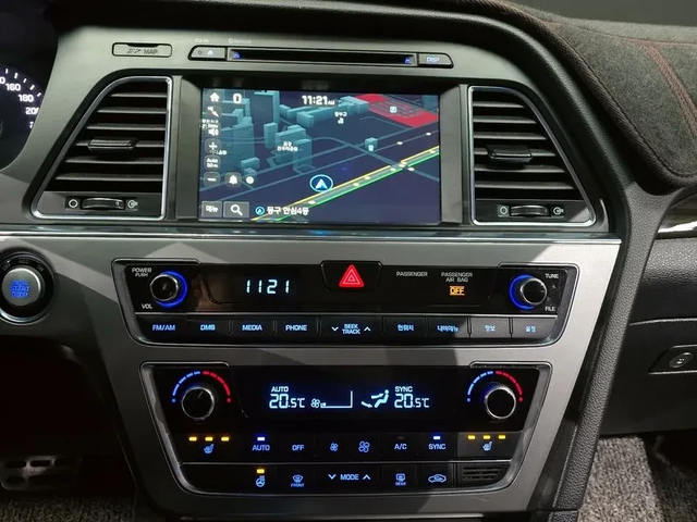 Hyundai Sonata 2.0 Smart - автомобили, коли, обяви за нови и употребявани 14