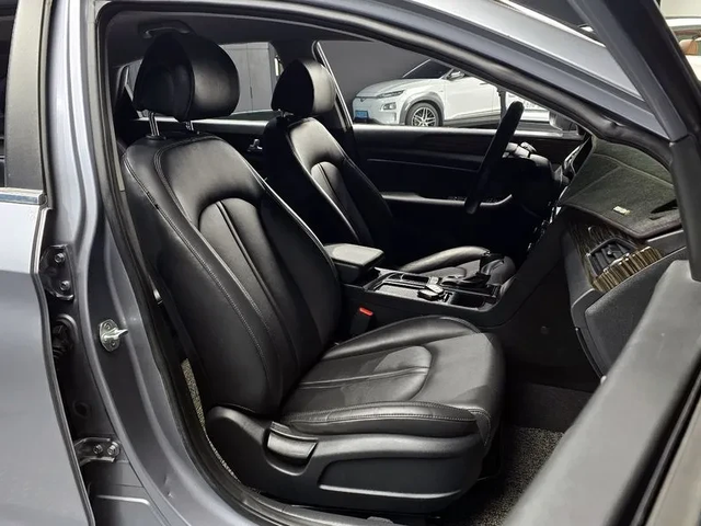 Hyundai Sonata 2.0 Smart - автомобили, коли, обяви за нови и употребявани 9