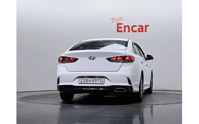 Hyundai Sonata 2.0 Style - автомобили, коли, обяви за нови и употребявани 7