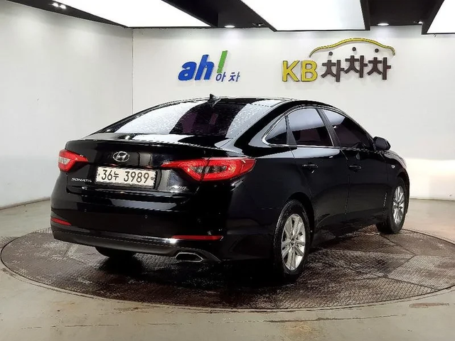 Hyundai Sonata 2.0 Style - автомобили, коли, обяви за нови и употребявани 3