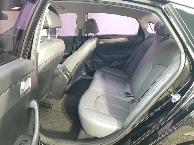 Hyundai Sonata 2.0 Style - автомобили, коли, обяви за нови и употребявани 8