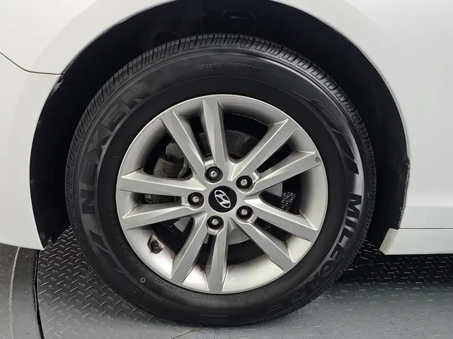 Hyundai Sonata LPI - автомобили, коли, обяви за нови и употребявани 4